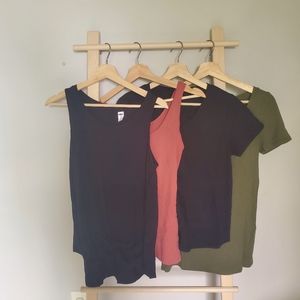 Old Navy assorted tees/tanks (S)